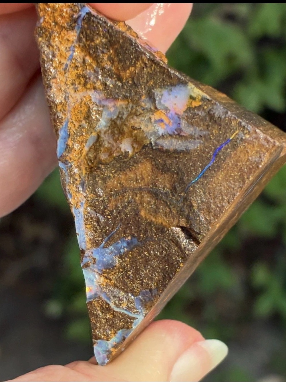 382ct Large Australian Boulder Rough Loose Specimen Blue Purple